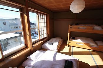 Отель Kaiya Nozawa Нагано Экстерьер фото